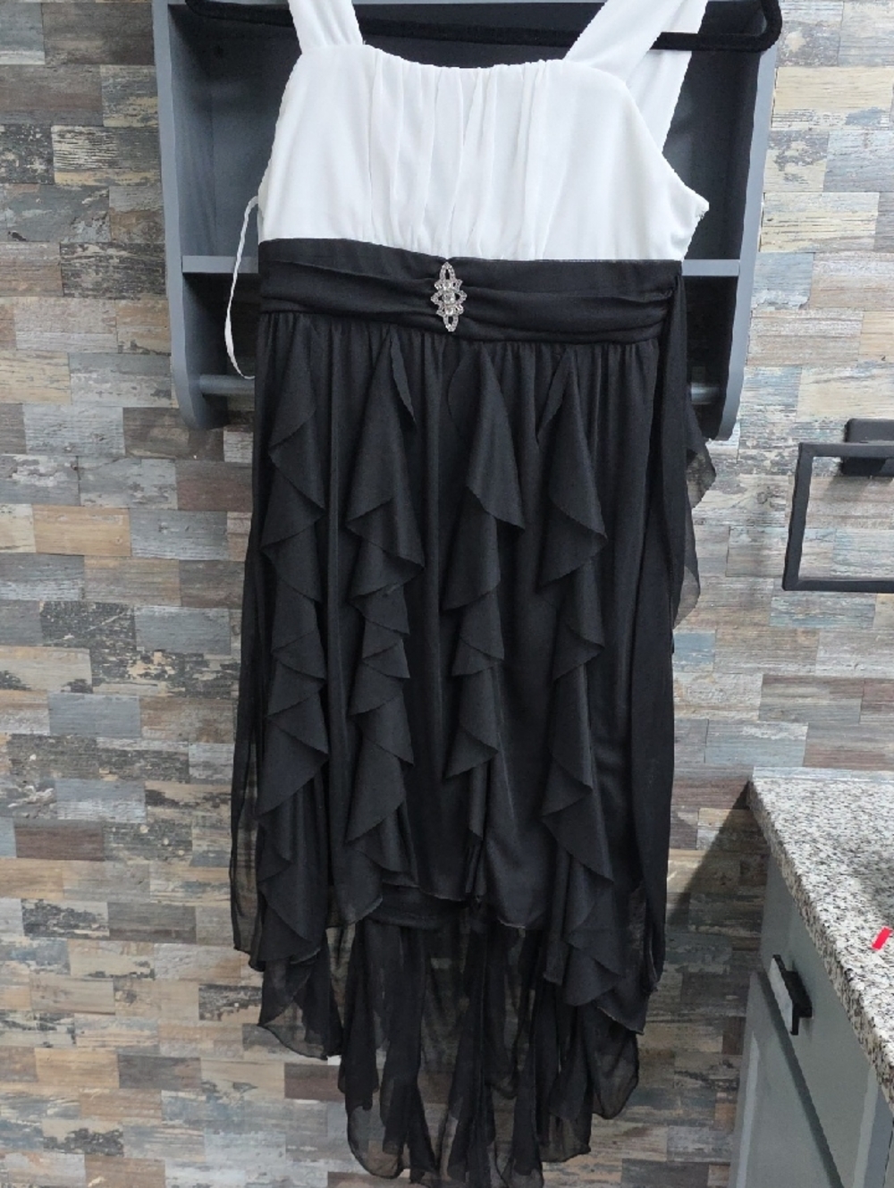 Amy's Closet White and Black Ruffled Formal Dress for Girls